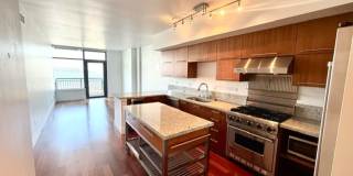 Bright City View Condo For Rent in North Belltown Area Gallery 1