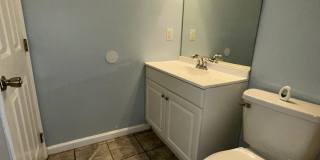 Lovely Single Family House! All Electric, Garage, Deck, Privacy Fenced Backyard, Pets Ok! Gallery 15