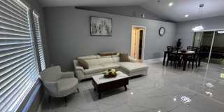 2 bedroom 1.5 bathroom furnished home Gallery 5