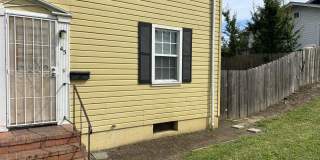 Lovely Two Story 3 Bedroom Unit Gallery 1