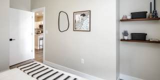 Artisan on 39th Gallery 17