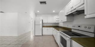 4735 30th Street SW Gallery 22