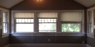 2 Bedroom Duplex in Riverside! Gallery 10