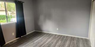 Charming 2-bedroom, 2- bathroom home in park like setting close to downtown Santa Rosa Gallery 17