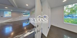 Luxury single-family home with inclusive water, sewer, and garbage Gallery 21