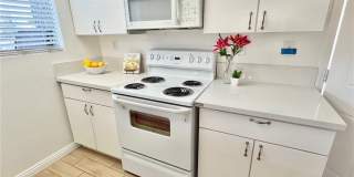 428 Beaumont Street Gallery 13