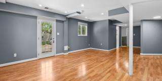 Modern Comfort & Prime Location in Alexandria! Gallery 20