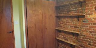 Beautiful Renovated Four bedroom Townhome Gallery 29