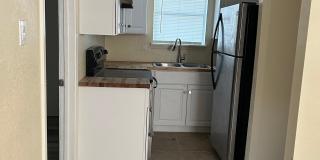 909 S 17th St Gallery 4