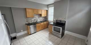 141 E 4th Ave Gallery 18