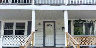 371 Blackman Street Gallery 1