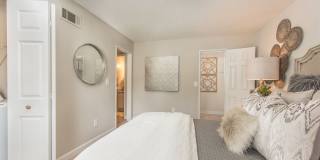 The Lodge of Overland Park Gallery 17