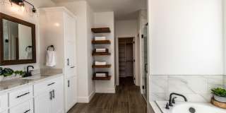 14514 W Chesapeake Gallery 21