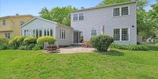 1012 Bainbridge Drive Gallery 40
