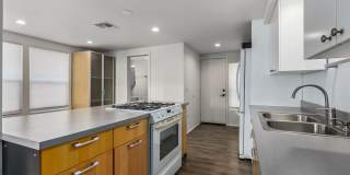 Garfield District 2 Bedroom Townhome | Patio & In-Unit Laundry | Free Rent Gallery 1