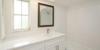 ** LUXURY PARK SHORE STUNNING FULLY REMODELED MODERN UNFURNISHED 3/2 PRIVATE LARGE PATIO HOME WITH PRIVATE PARK SHORE BEACH ACCESS ** NO HOA ** MOVE IN TODAY ** Gallery 65
