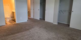 2 Bedroom Condo in Canal Gallery 15