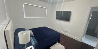 21230 NE 24th Ct Gallery 14
