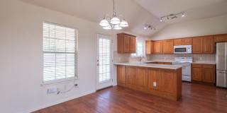17405 Bronze Lane Gallery 7