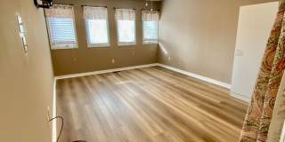 Townhome Style Loft Condo Gated Marina Community + Utilities Included! Gallery 18