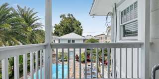 235 10TH AVENUE NE Gallery 49