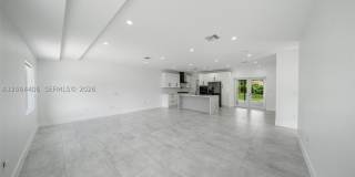 1935 SW 24th Ter Gallery 5