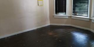 Newly Renovated 7-Bedroom Newark Home – Spacious Gallery 1