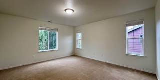 Modern updated 5 BD / 3 BA with Double Car Garage in Oregon City! Modern updated 5 BD / 3 BA with Double Car Garage in Oregon City! Gallery 30