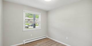 4522 GLENDALE Road Gallery 17