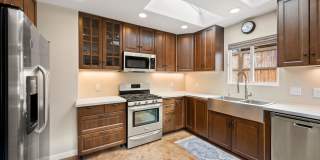 Stunning 2 BD, 2 BA, Single Level House in Solana Beach Rental for 6 Month Lease. Gallery 1