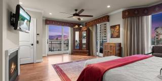 921 VALENCIA Court Gallery 32