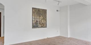342 S Highland Ave Gallery 3