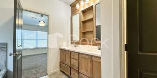 Beautiful 3 Bedroom Home in Azalea Farms in Noble Gallery 26