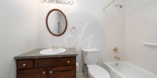 Gorgeous Rancher Located in University Bluffs Gallery 21
