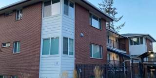 Move-in ready! Upgraded 2 Bedroom Condo Gallery 13