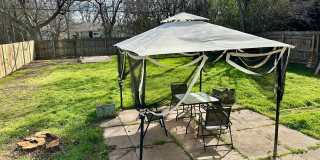 Spacious 3 bed/1 bath rental - Available Now! Gallery 4
