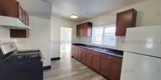 FOR RENT- 137 Hope St *Pets ok* $MOVE IN PROMO$ Gallery 7