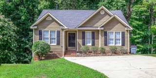 Charming 3 Bedroom Home Gallery 1