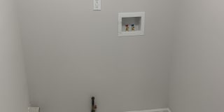 117 Miller Street Gallery 8
