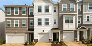 Charming 3-bedroom, 3.5-bathroom townhouse located in the heart of Durham, NC! Gallery 1