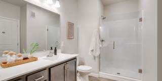 The Westlyn Gallery 11