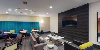 One William Gallery 32