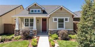 Beautiful 3 bed 2 bath in the popular Paramount community Gallery 1