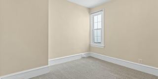 32 S BROADWAY Gallery 9