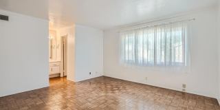 3253 Caminito Eastbluff Gallery 17
