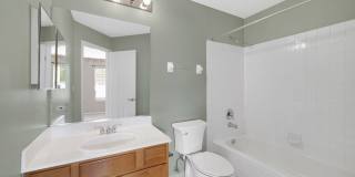 62 E Clare Court Gallery 12