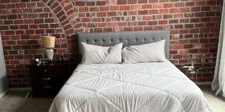 18 W GEORGIA Gallery 9