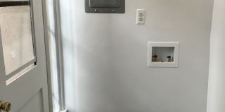 1050 South Genesee Avenue Gallery 3