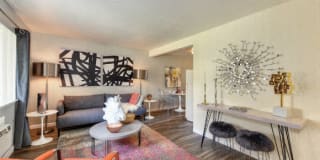 Olympus Park Apartment Homes Gallery 25