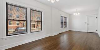 2207 W School Street Gallery 9